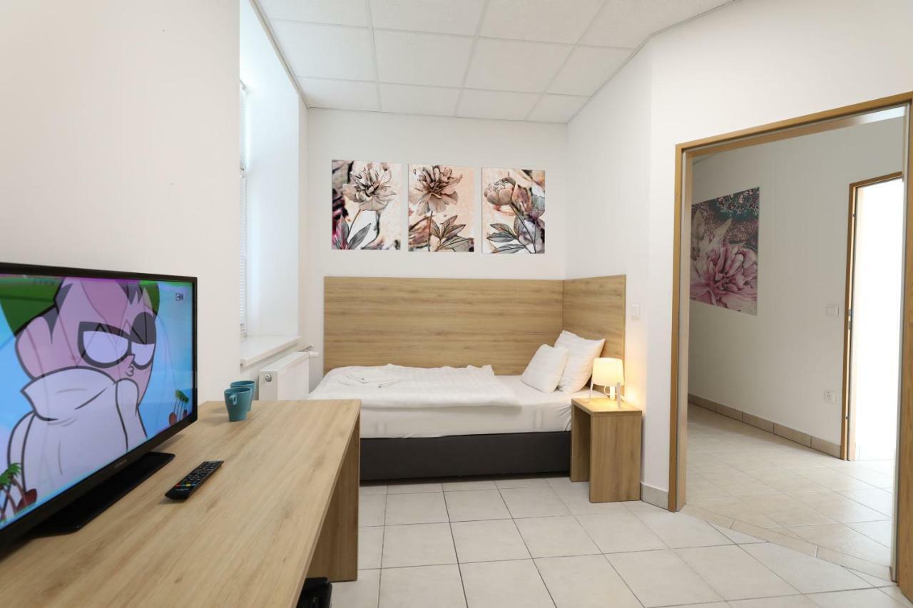 Smart Rooms เซแกชแฟเฮร์วาร์ ภายนอก รูปภาพ
